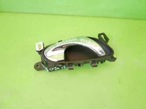 Klamka wewnętrzna prawa przód 806704EA0A RENAULT KADJAR I 15-18