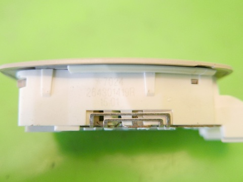 Lampka oświetlenie wnętrza kabiny 264301419R RENAULT KADJAR I 15-18