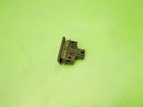 Przełacznik grzania fotela 255009216RB RENAULT KADJAR I 15-18