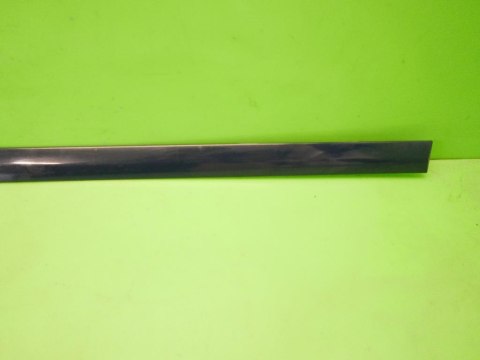 LISTWA DRZWIOWA PRAWA PRZÓD Z20Z OPEL VECTRA C 02-