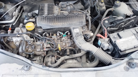 Silnik słupek DACIA DUSTER I HS 1.5 DCI K9K796 86KM 68kW EURO5 odpala