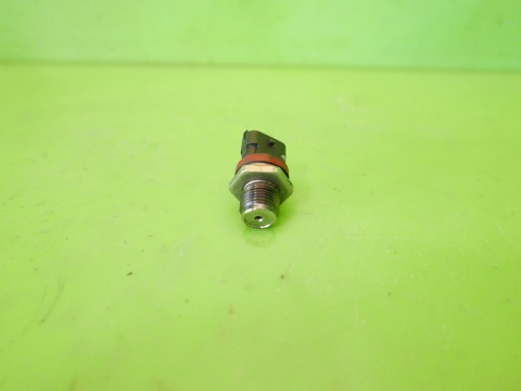 Czujnik ciśnienia paliwa 0281002840 RENAULT KOLEOS I PHI 2.0 DCI 07-11