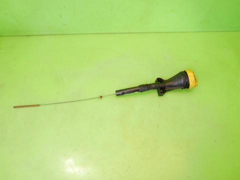 Miarka bagnet poziomu oleju 8200825703 RENAULT KOLEOS I PHI 2.0 DCI 07-11