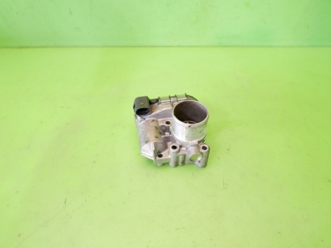 Przepustnica powietrza 0281002681 8200330810 E RENAULT KOLEOS I PHI 2.0 DCI