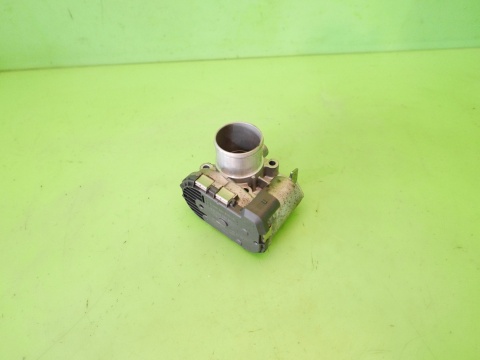 Przepustnica powietrza 0281002681 8200330810 E RENAULT KOLEOS I PHI 2.0 DCI