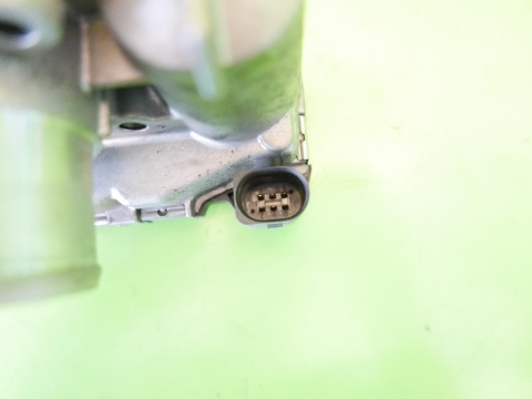 Przepustnica powietrza 0281002681 8200330810 E RENAULT KOLEOS I PHI 2.0 DCI