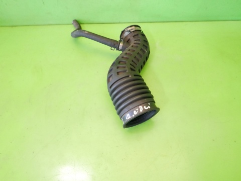 Rura przewód powietrza dolot 1026324S01 RENAULT KOLEOS I PHI 2.0 DCI 07-
