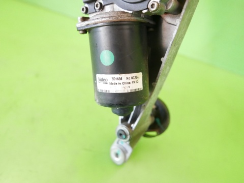 Silniczek mechanizm wycieraczek przód 54528411 RENAULT KOLEOS I PHI 07-11