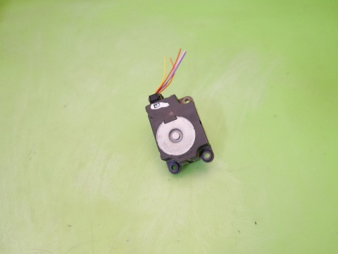 Silniczek nagrzewnicy sterowania nawiewem 5037521160 A RENAULT KOLEOS I 07-