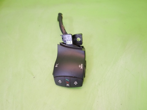 Przełącznik pilot radia E025550JY01C RENAULT KOLEOS I PHI 07-11