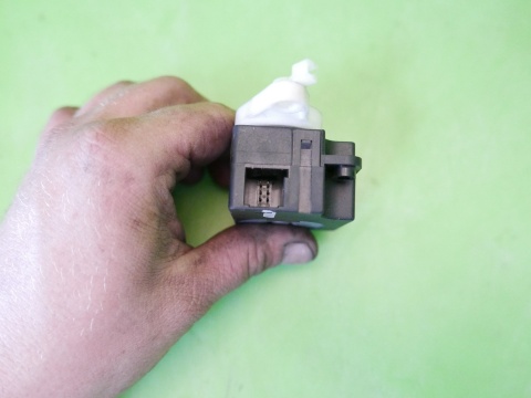 Silniczek nagrzewnicy sterowania nawiewem 5037521180 RENAULT KOLEOS I 07-