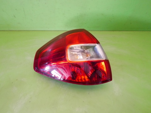 Lampa lewa tył w błotnik 26555JY00 RENAULT KOLEOS I PHI 07-11