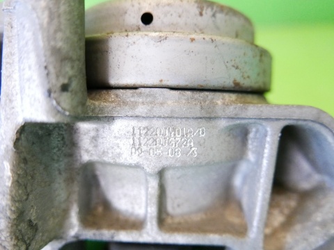 Łapa poduszka silnika 11220JD700 RENAULT KOLEOS I PHI 2.0 DCI 07-11