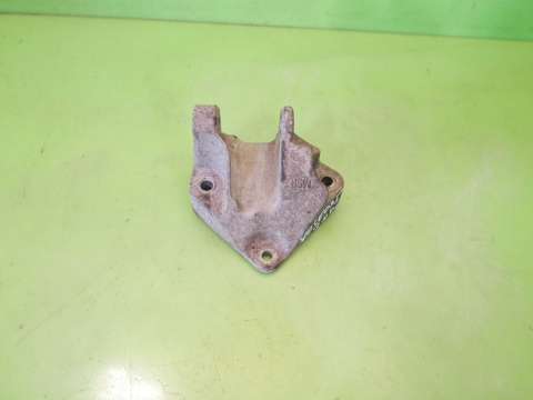 Łapa wspornik mocowanie 11332JY00B RENAULT KOLEOS I PHI 2.0 DCI 07-11