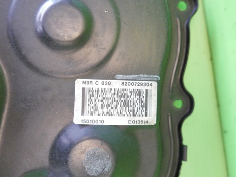 Pokrywa obudowa osłona rozrządu 8200729304 RENAULT KOLEOS I PHI 2.0 DCI 07-