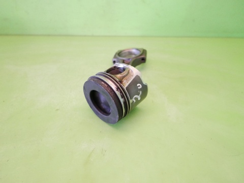 Tłok + korbowód 10653 smp kv9 RENAULT KOLEOS I PHI 2.0 DCI M9R830 01-11
