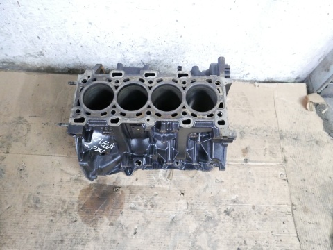Blok silnika M9R830 RENAULT KOLEOS I PHI 2.0 DCI 07-11