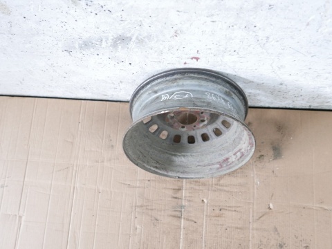Felga stalowa 13 13X4,5 4x98 ET45 FIAT UNO II 89-02