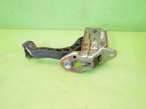 Pedał sprzęgła 6QE721059B VW FOX I 5Z1 1.2 6V 03-09