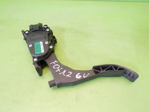 Pedał potencjometr gazu 6Q1721503C hella VW FOX I 5Z1 1.2 6V 03-09