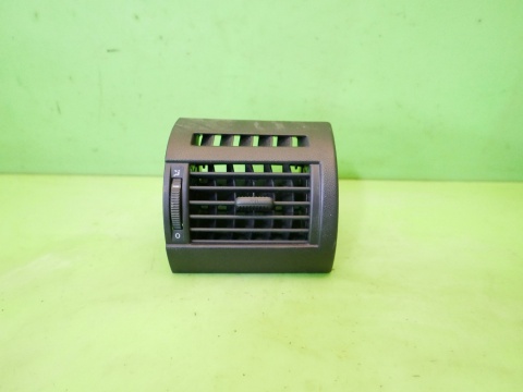 Kratka nawiewu prawa 5Z0819704 VW FOX I 5Z1 03-09