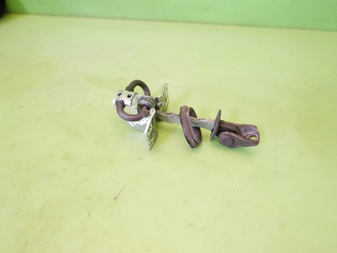 Ogranicznik drzwi prawy przód 5Z3837249 VW FOX I 5Z1 3D 03-09