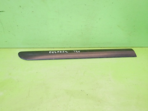 Listwa błotnika prawa tył 5Z3853536 VW FOX I 5Z1 3D 03-09