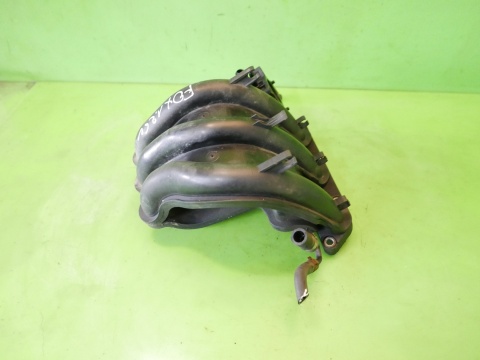 Kolektor ssący dolotowy 03D129766L VW FOX I 5Z1 1.2 6V 03-09