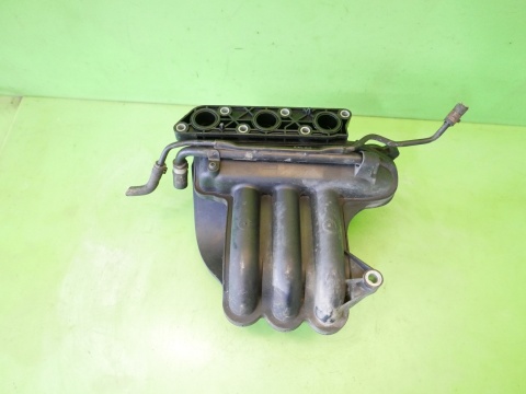 Kolektor ssący dolotowy 03D129766L VW FOX I 5Z1 1.2 6V 03-09