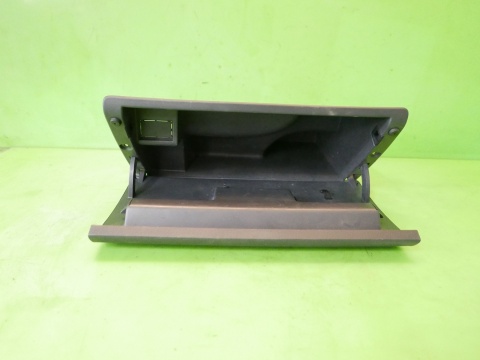 Schowek prawy pasażera z deski 5Z0857097 VW FOX I 5Z1 03-09