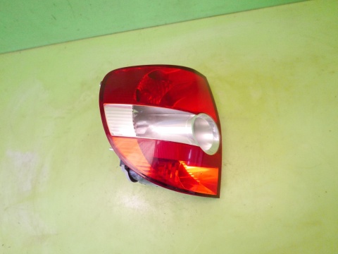Lampa lewa tył Valeo VW FOX I 5Z1 3D 03-09