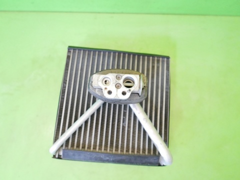 Parownik klimatyzacji + zawór rozprężny Behr VW FOX I 5Z1 1.2 6V 03-09
