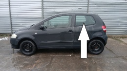 Szyba karoseryjna lewa tył VW FOX I 5Z1 3D 03-09