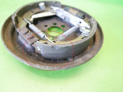 Tarcza kotwiczna prawa tył VW FOX I 5Z1 1.2 6V 03-09