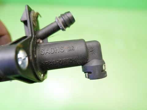 Pompa sprzęgła wysprzęglik 6Q0721388C VW FOX I 5Z1 1.2 6V 03-09