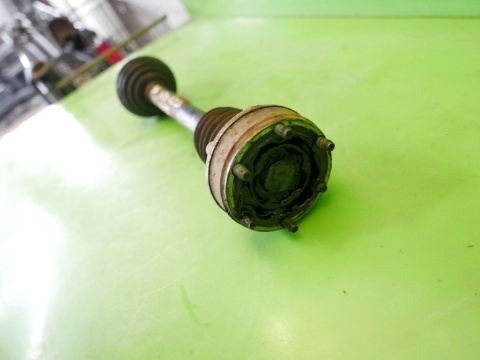 Półoś lewa przód krótka 6QE407271H VW FOX I 5Z1 1.2 6V 03-09