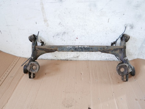 Belka tył oś tylna zawieszenia VW FOX I 5Z1 1.2 6V 3D 03-09