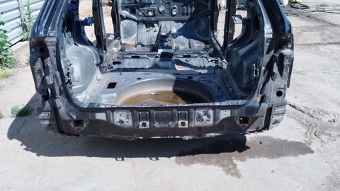 Błotnik lewy tył poszycie TEGXA RENAULT KOLEOS I PHI 4x4 07-11
