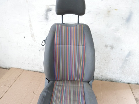 Fotel prawy przód pasażera VW FOX I 5Z1 3D 03-09