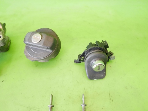 Zestaw wkładek stacyjka klapy korek kluczyki VW FOX I 5Z1 1.2 6V 3D 03-09