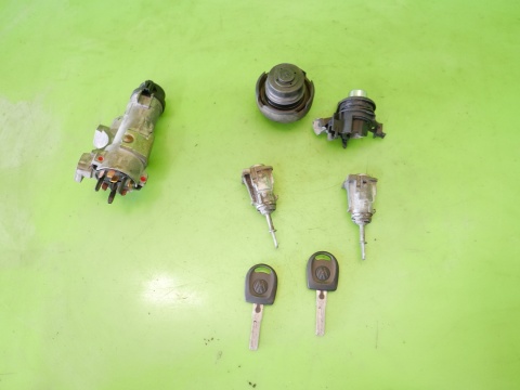Zestaw wkładek stacyjka klapy korek kluczyki VW FOX I 5Z1 1.2 6V 3D 03-09