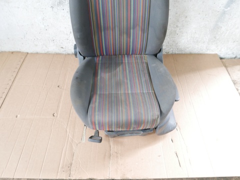 Fotel lewy przód kierowcy VW FOX I 5Z1 3D 03-09