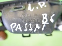 Klamka wewnętrzna lewa przód 3C1837113 VW PASSAT B6 05-09