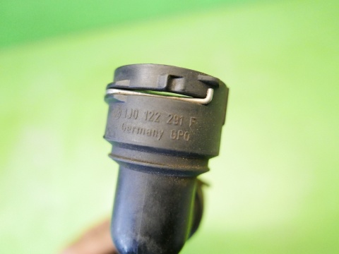 Wąż przewód rura króciec wody 6Y0121049H 1J0122291F VW FOX I 5Z1 1.2 6V 03-