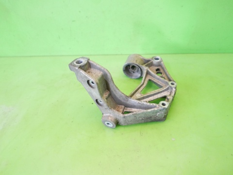 Mocowanie łapa wahacza prawa 6Q0199294D VW FOX I 5Z1 1.2 6V 03-09
