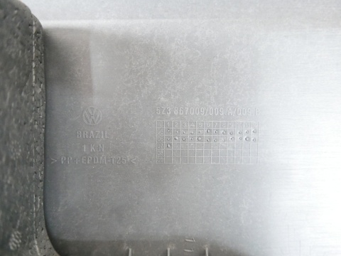 Boczek tapicerka lewa przód 5Z3867009 VW FOX I 5Z1 3D 03-09