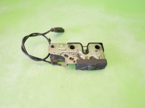 Zamek rygiel maski pokrywy silnika 3C1823187 VW PASSAT B6 05-09