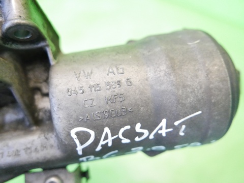 Obudowa podstawa filtra oleju 045115389G VW PASSAT B6 2.0 TDI 8V BMP 05-09