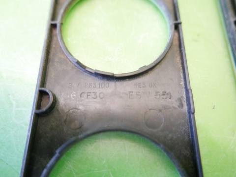 Ramka dekor panelu nawiewu 3C0863100 VW PASSAT B6 05-09
