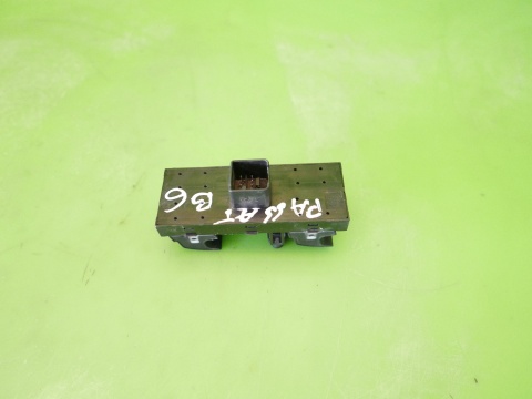 Przełącznik panel szyb lewy przód 1K4959857A VW PASSAT B6 05-09